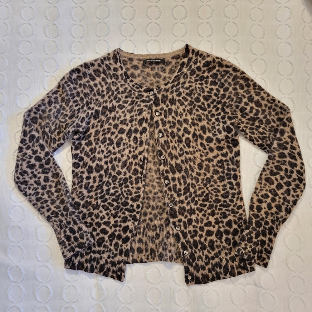 Cashmere leopard sweater
